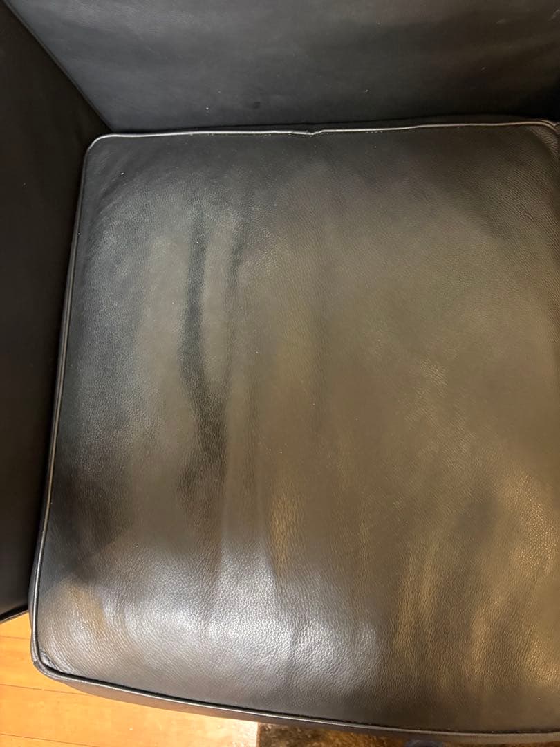 大塚家具　LC2 2人掛けソファ　本革　黒