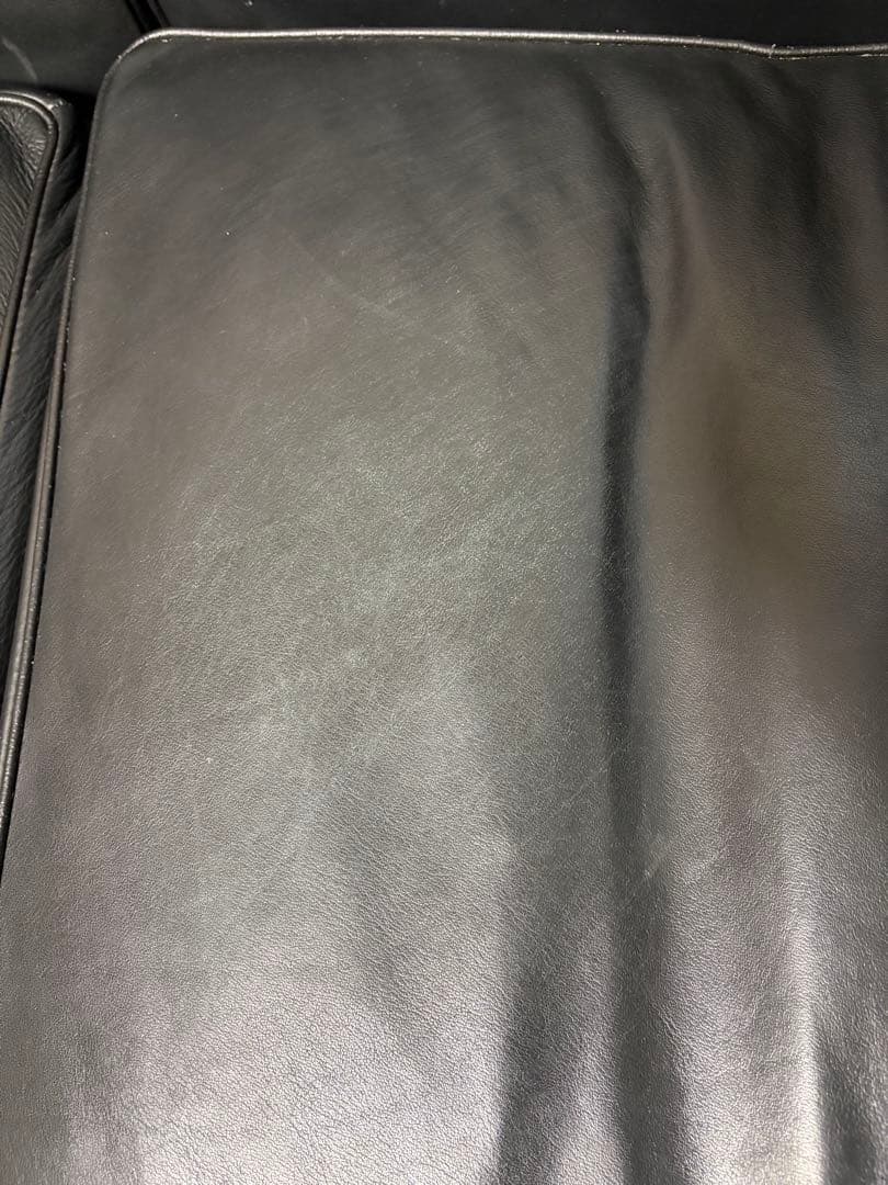 大塚家具　LC2 2人掛けソファ　本革　黒