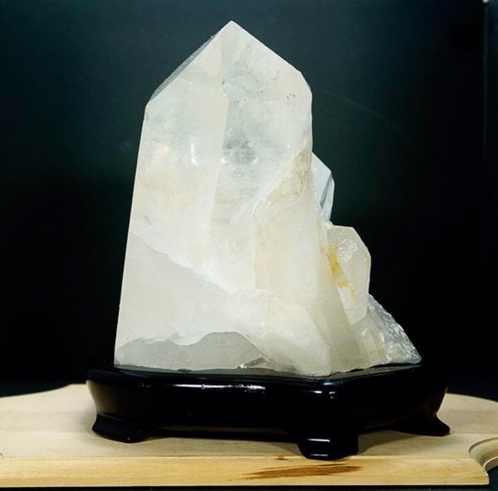 天然水晶クラスター 4.6kg(ロッククリスタル) インテリアストーン 置物