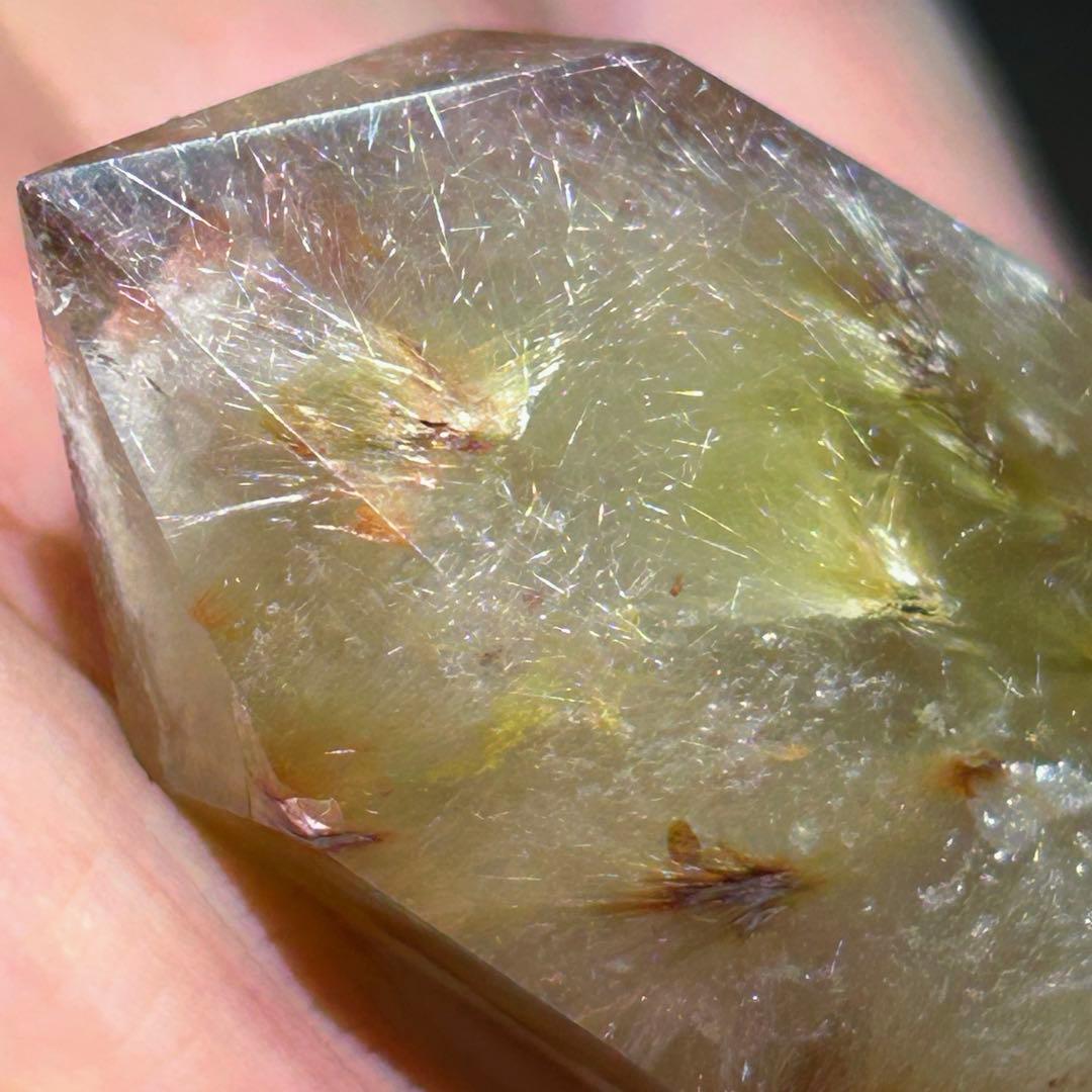 ☆別格高級品！エンジェルヘア ガーデン ルチル 原石 六角柱 福財龍王