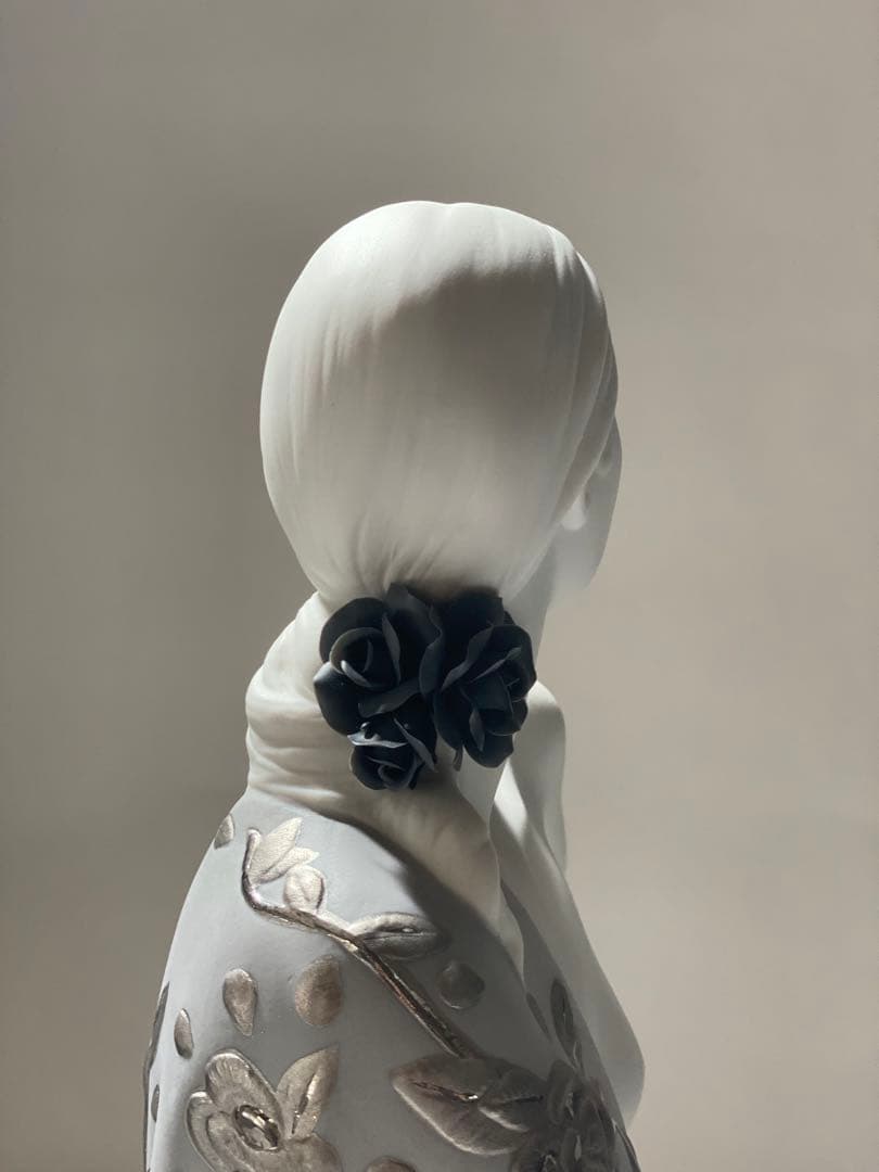 名作 LLADRO リヤドロ セビリアの娘 （Re-Deco） - メルカリ