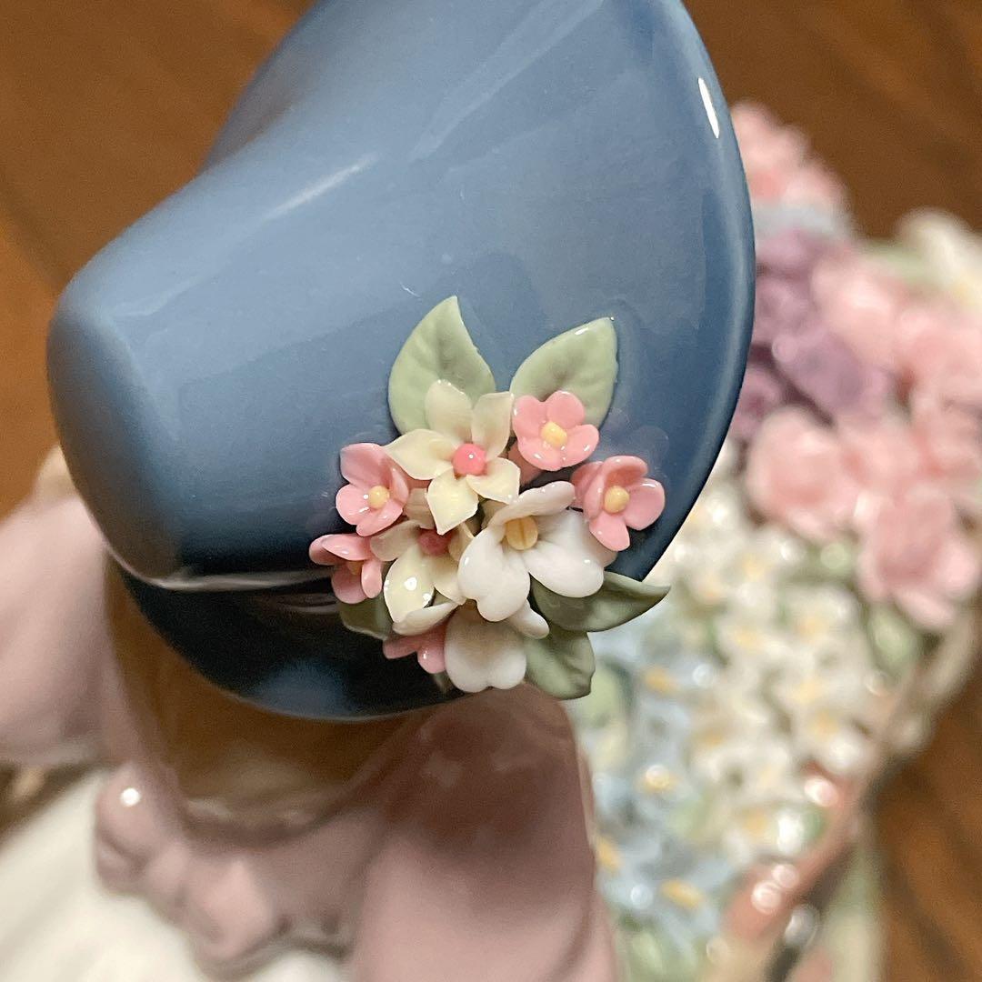 LLADRO リヤドロ　6521 可愛いお花屋さん