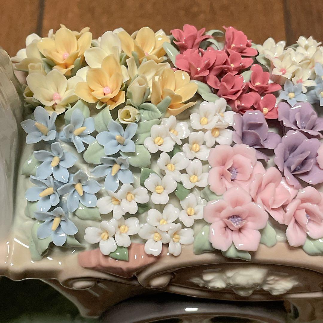 LLADRO リヤドロ　6521 可愛いお花屋さん