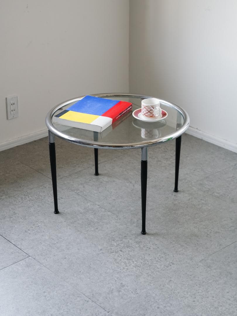 ヴィンテージ　ラウンド ガラステーブル 古道具 ミッドセンチュリー モダン