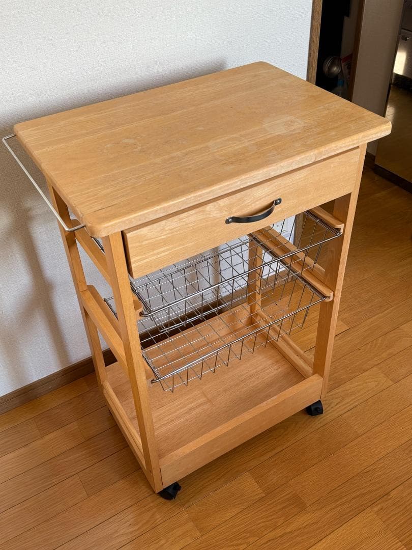 キャスター付きキッチンワゴン