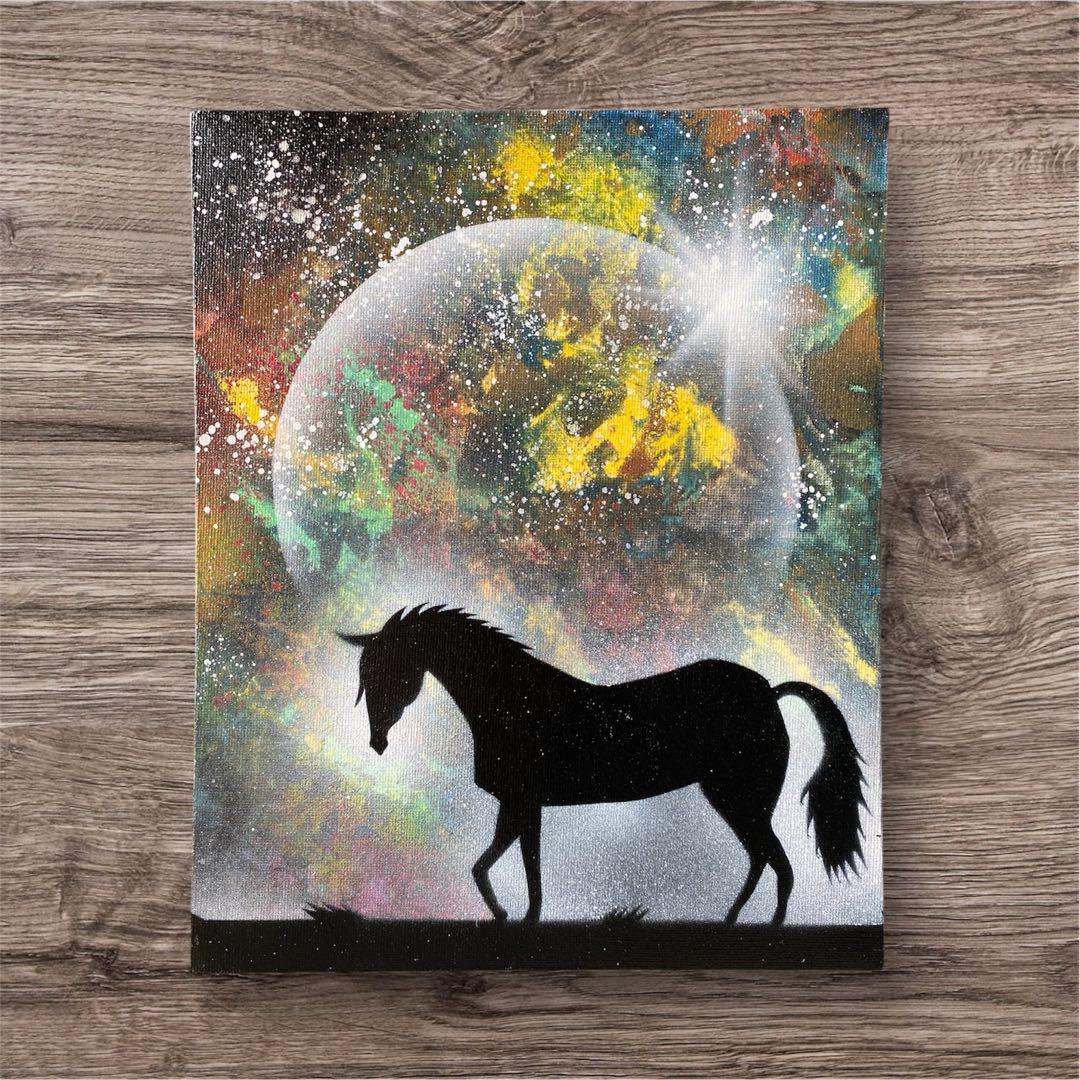 335】スプレーアート 馬 夜空 月 星空 風景画 縁起物 インテリア