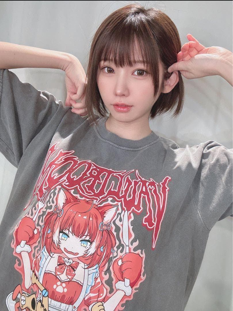 vaultroom 赤見かるび AKAMI KARUBI Tシャツ XL - メルカリ