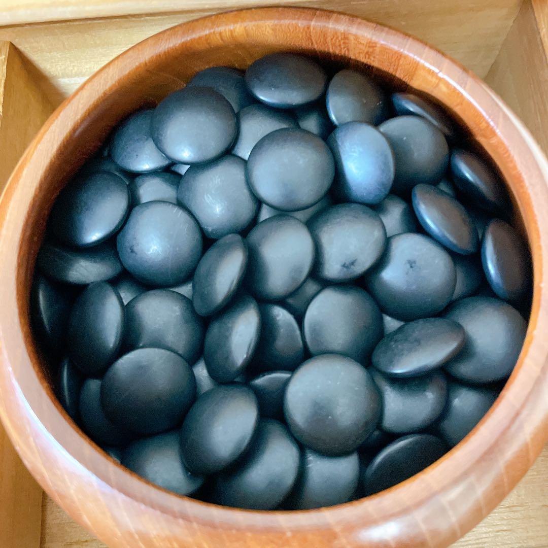 厚さ9.5mm】 本蛤碁石 (白180個/黒180個) 木箱入り - メルカリ