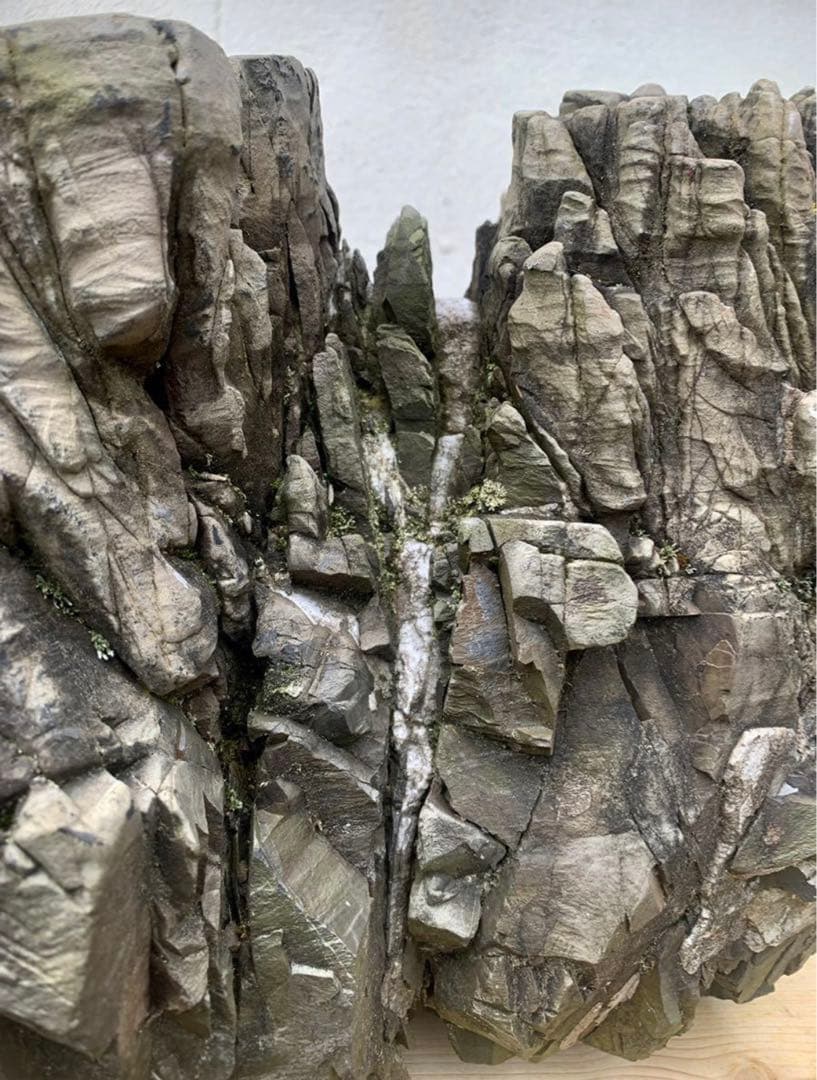 抹香石 滝石 庭石  横36×高30(cm) 35kg  自然石 置物