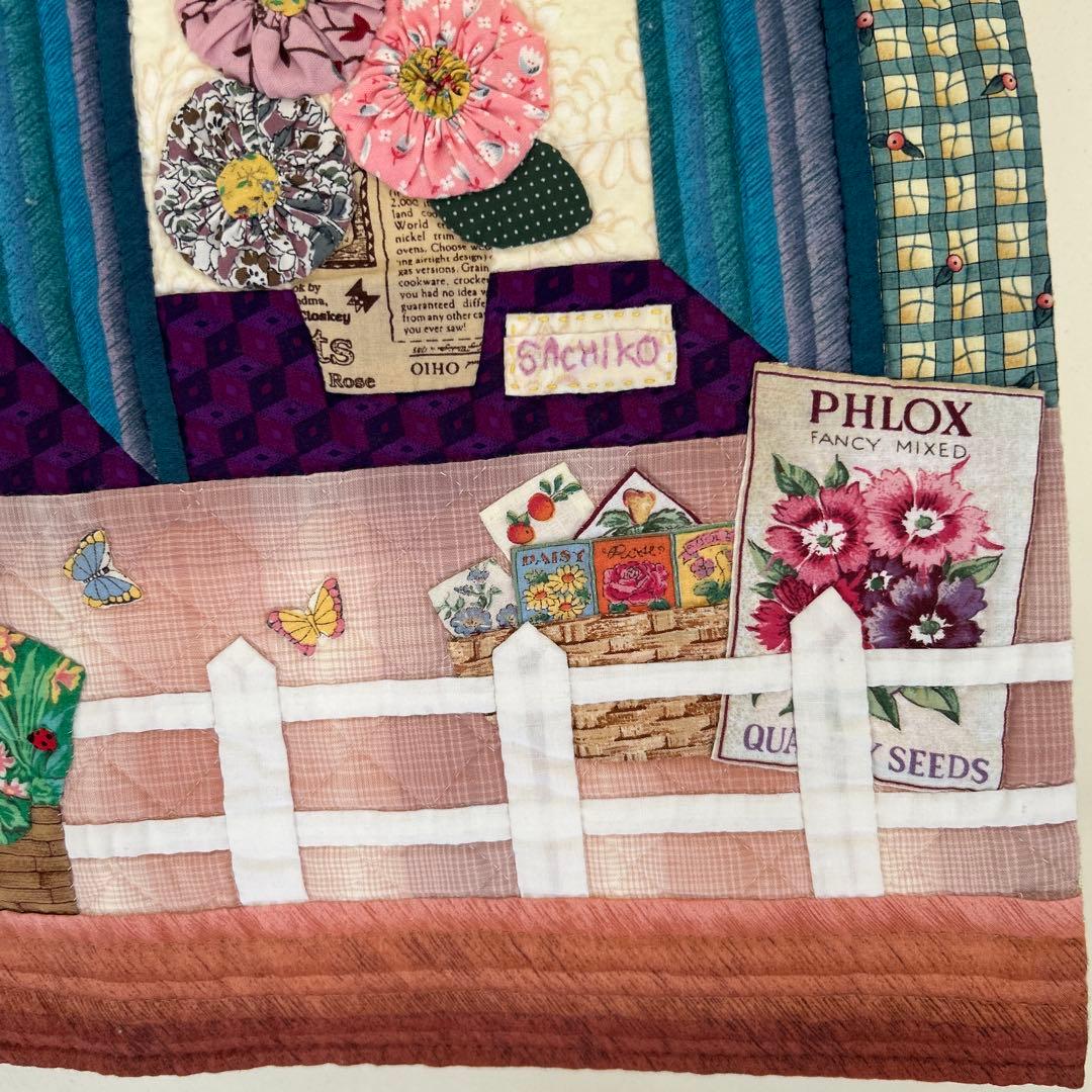 フラワーショップのフレンドシップキルト　パッチワークタペストリー