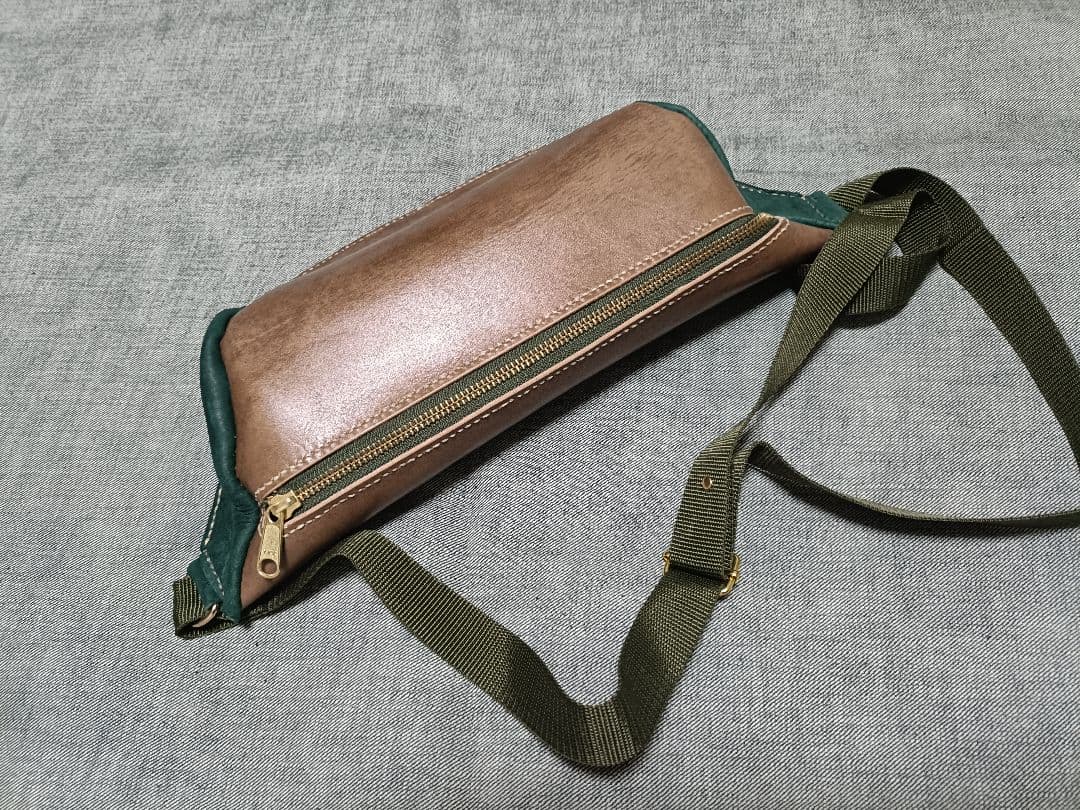 ショルダーバッグ ヌメ革×イタリアンレザー 新品　ハンドメイドレザークラフト