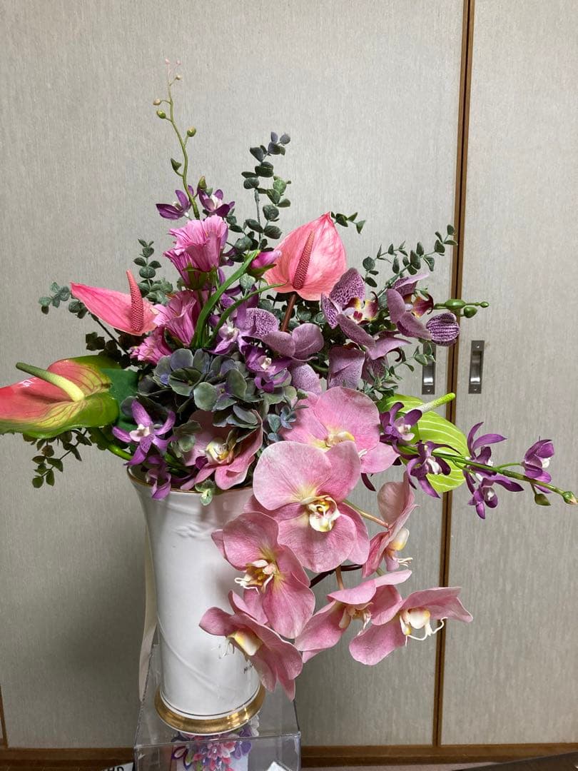 大人可愛いアーティフィシャルフラワーブーケ&ブートニア