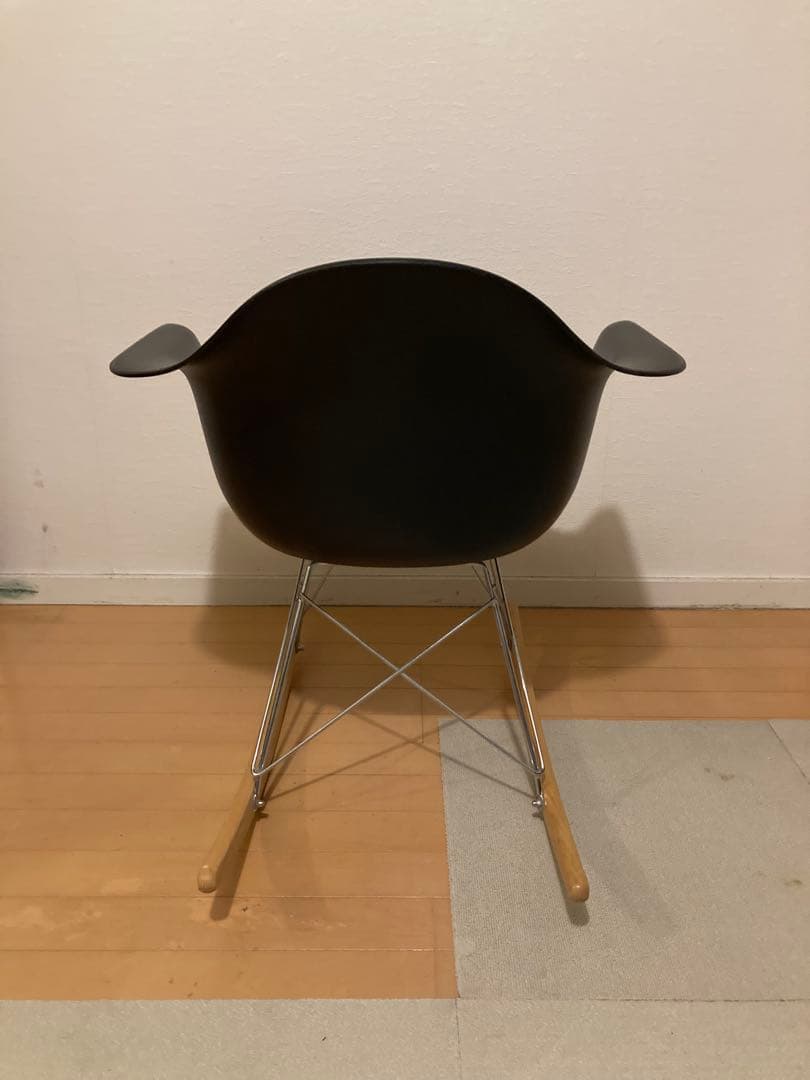 イームズ　チェア RAR シェルアームチェアロッキングチェア 黒