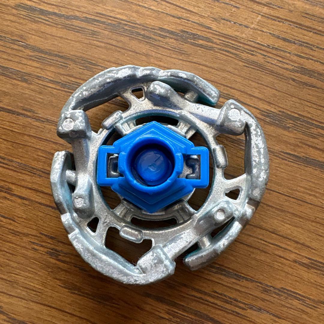 ペガシス105F（初代ペガシス） メタルファイトベイブレード - メルカリ