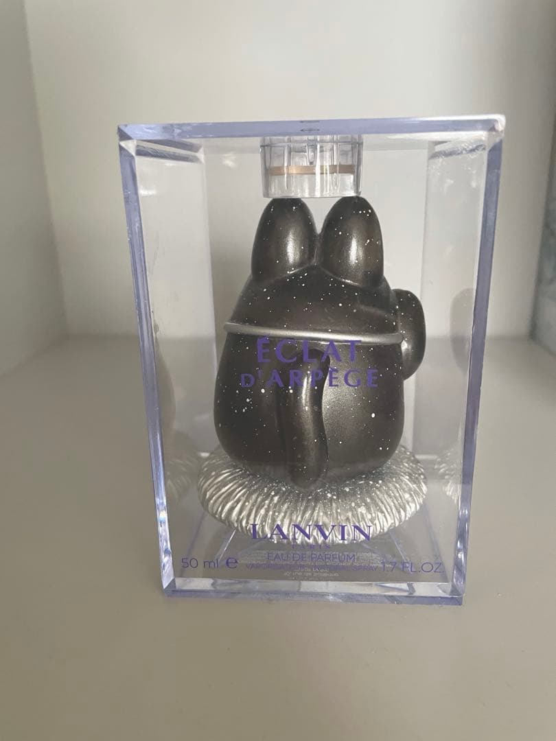 Shoko Nakazawa ナカザワショーコ　大福　ブラック