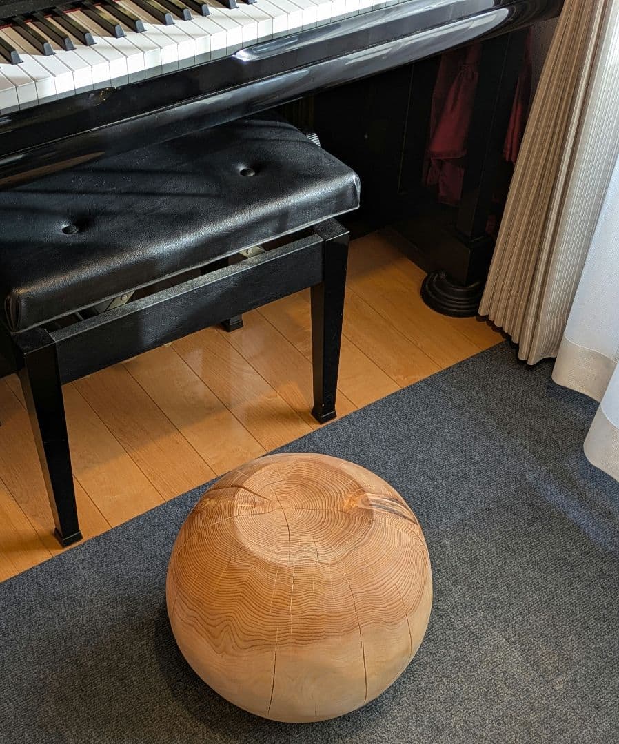 Riwa　天然ヒバ　丸型　高さ約30.5cm