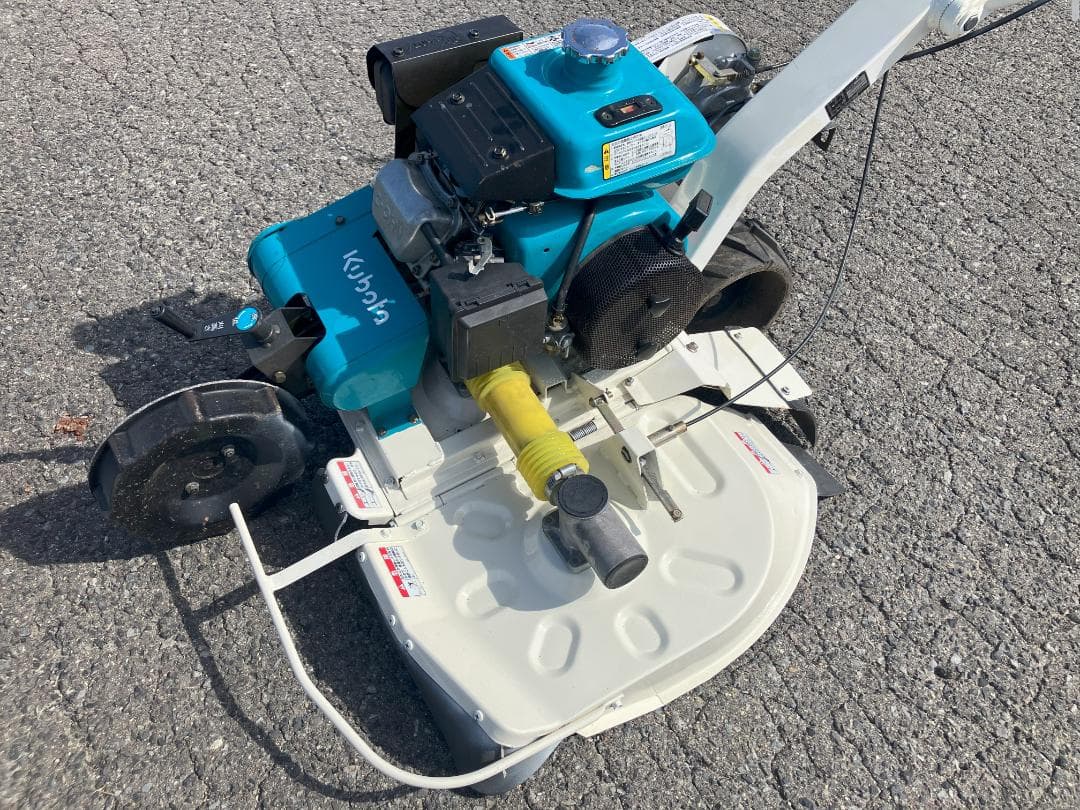 ☆家庭菜園☆クボタ　 GC602　 草刈り機 　ウイングモア 自走式草刈機