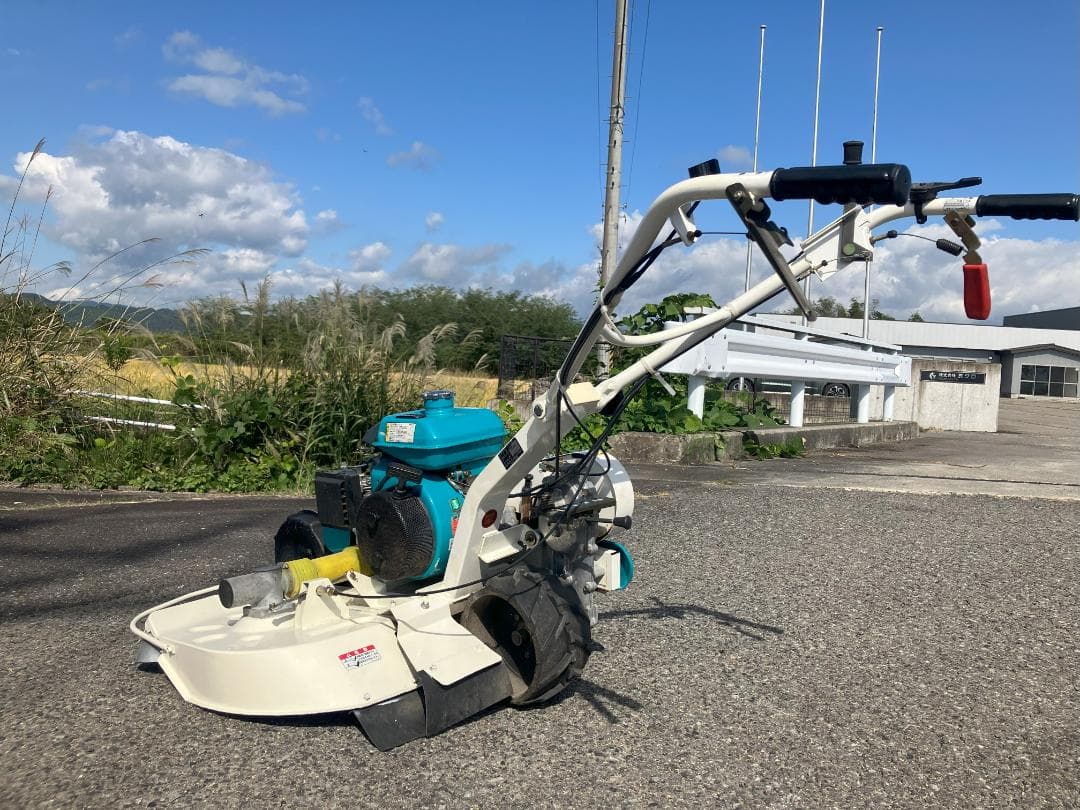 ☆家庭菜園☆クボタ　 GC602　 草刈り機 　ウイングモア 自走式草刈機