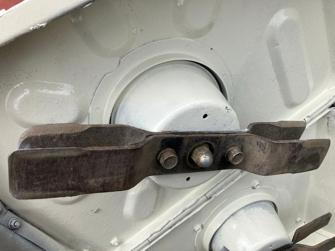 ☆家庭菜園☆クボタ　 GC602　 草刈り機 　ウイングモア 自走式草刈機