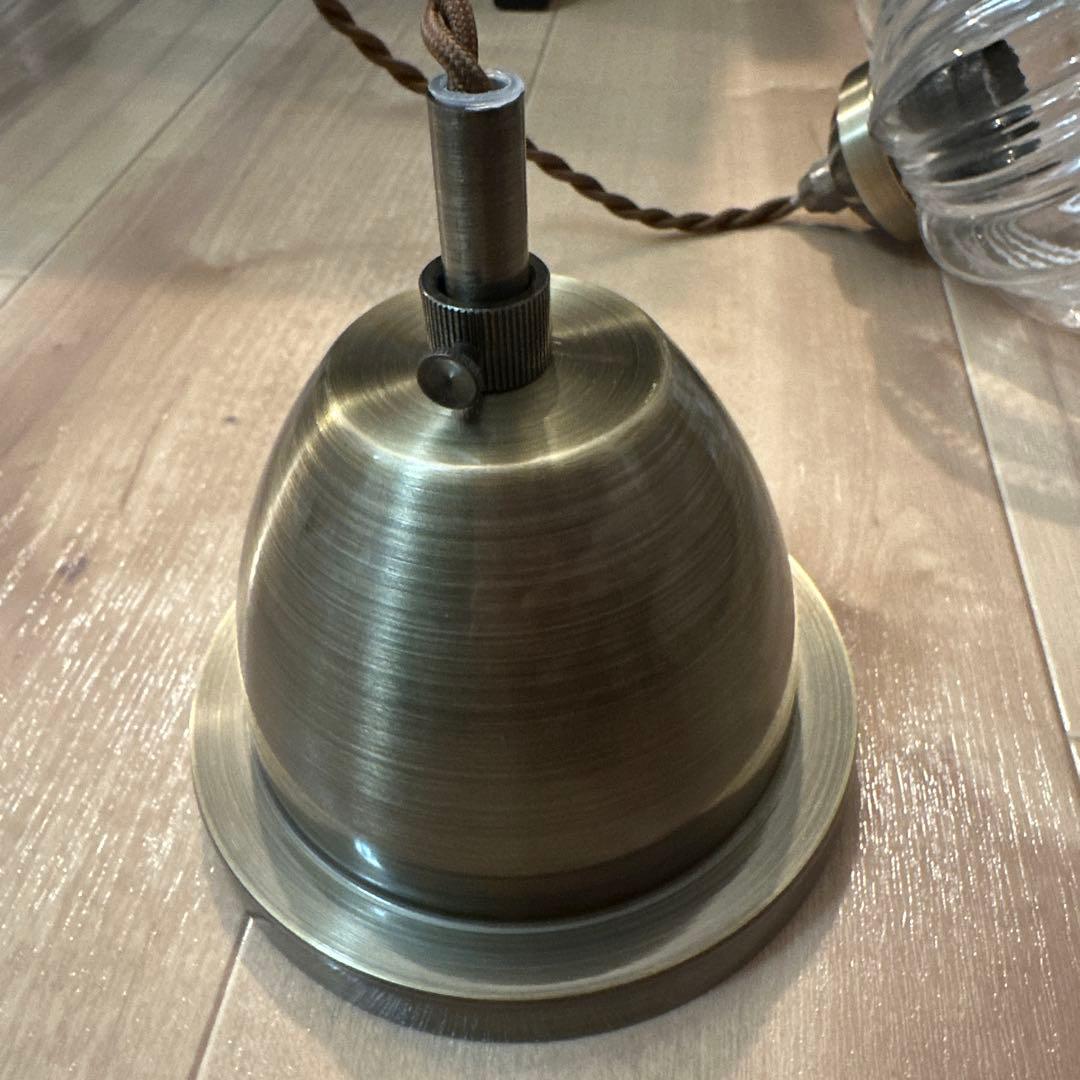 新品未使用フラワーシェイプ ペンダントライト