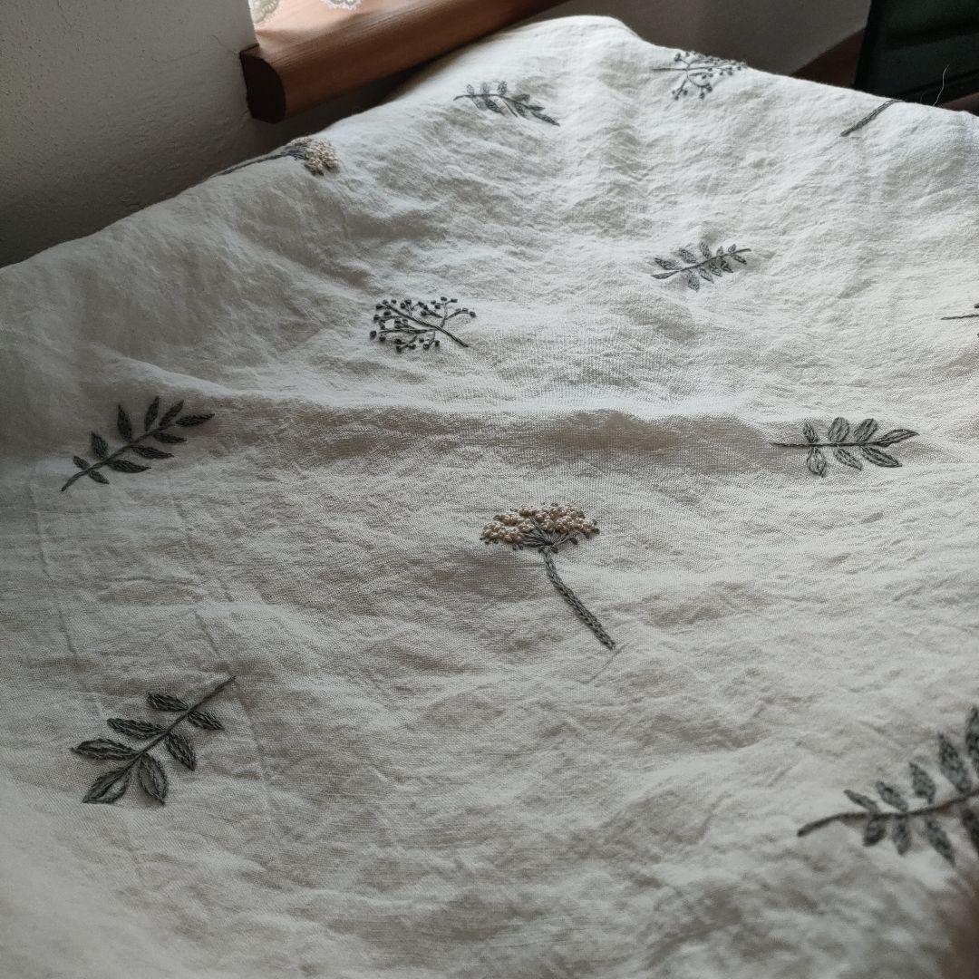 【リネン刺繍　4314nkページ】マルチクロス