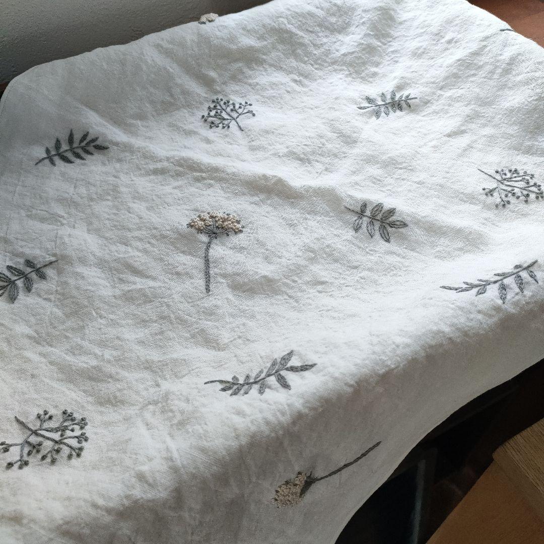 【リネン刺繍　4314nkページ】マルチクロス