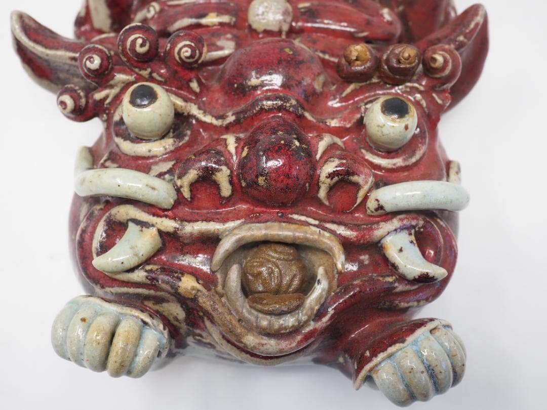 赤いシーサー瓦　沖縄産　レア　琉球　守り神　鬼瓦　縁起物　破邪