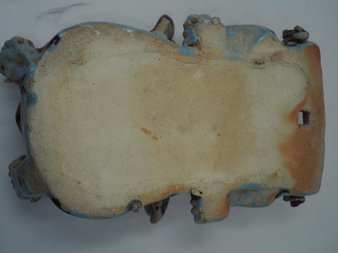 赤いシーサー瓦　沖縄産　レア　琉球　守り神　鬼瓦　縁起物　破邪