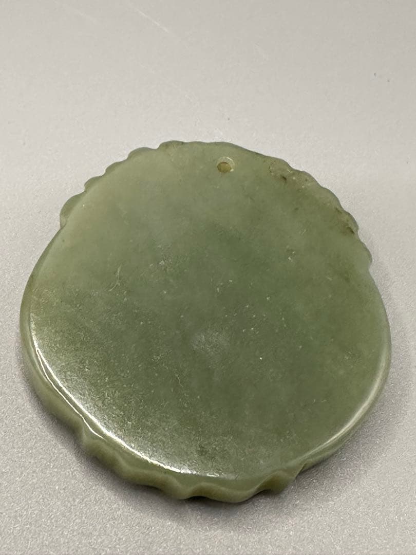 中国美術 ループタイ和田玉 古砡 根付 天然素材 置物骨董 笑顔の仏像 形