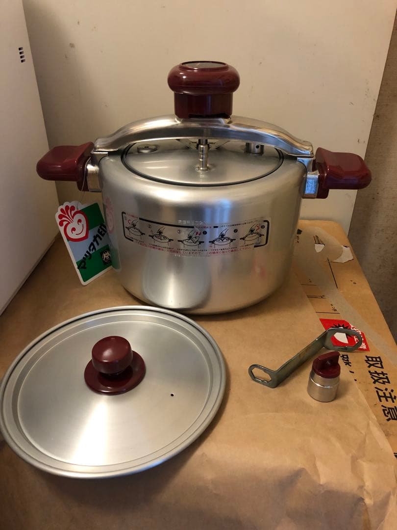 未使用品　ワタナベ式玄米釜　SW-10(5.0L) 圧力鍋