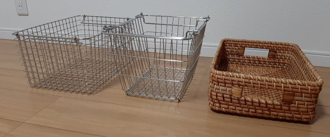 無印良品 ステンレスワイヤーバスケット　ラタン　藤　バスケット カゴ 収納雑貨
