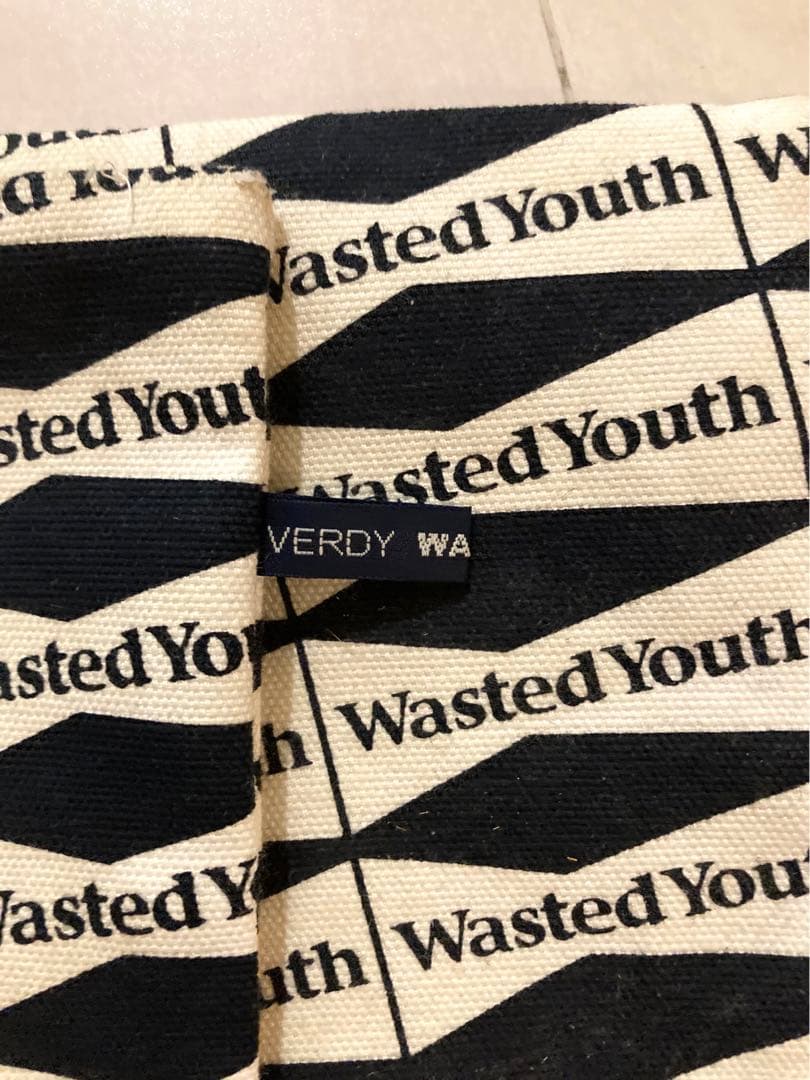 Wasted Youth  × fabrick VERDY クッションカバー