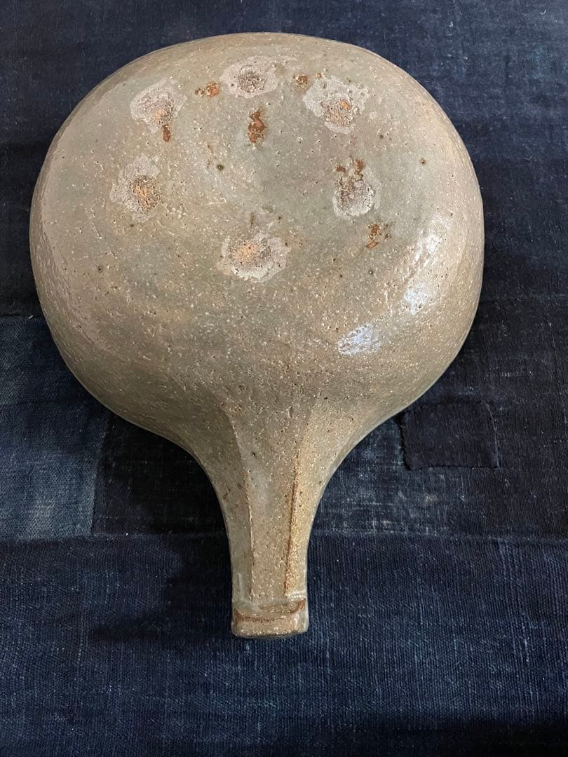 山本教行さん　灰釉掻落手付鉢　レア