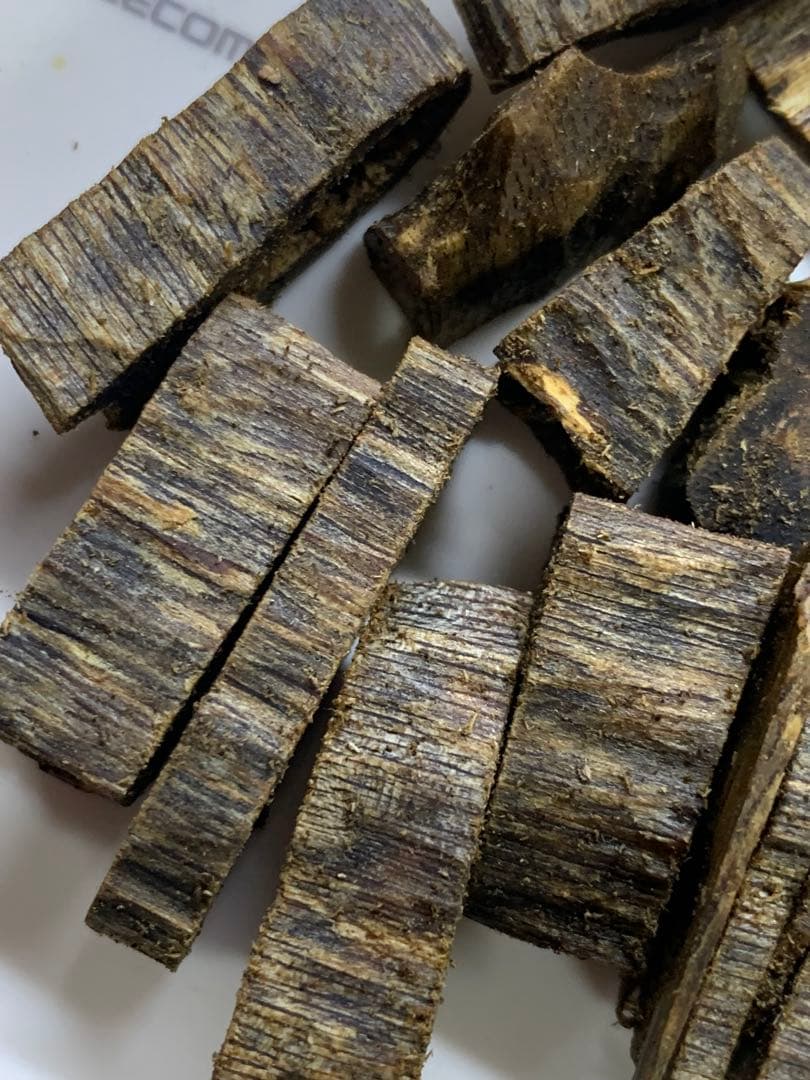 極上伽羅 沈香 香木 重さ:20.2g A-8