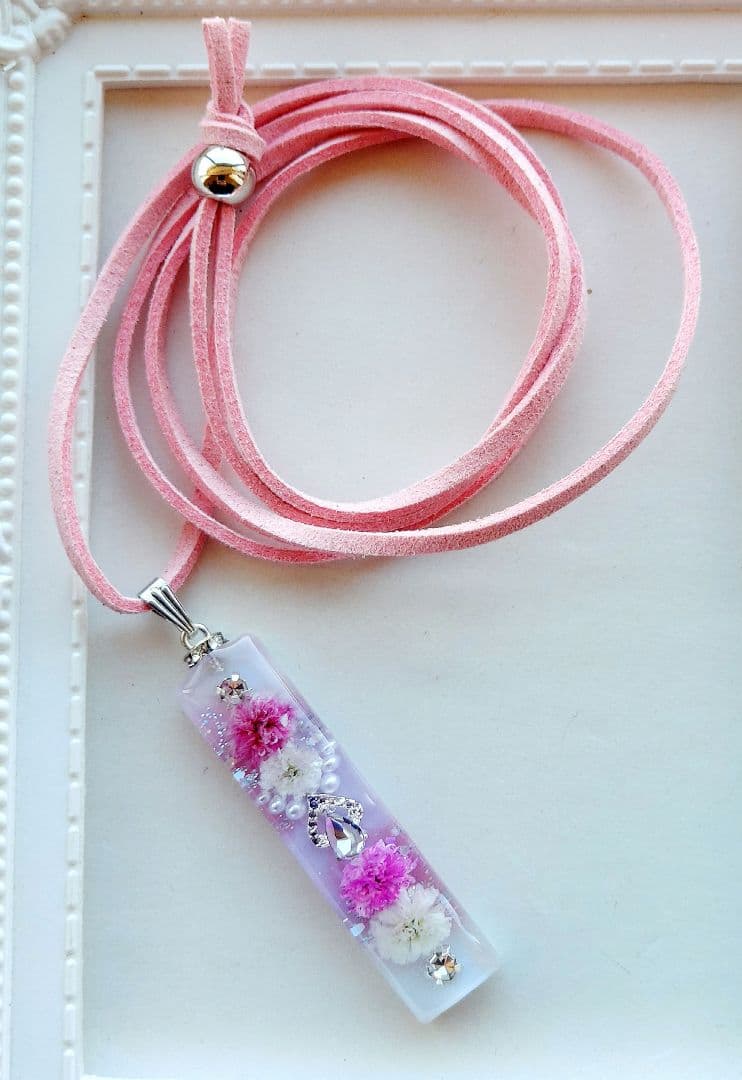 【1447】レジン　ネックレス　ペンダント　ハンドメイド