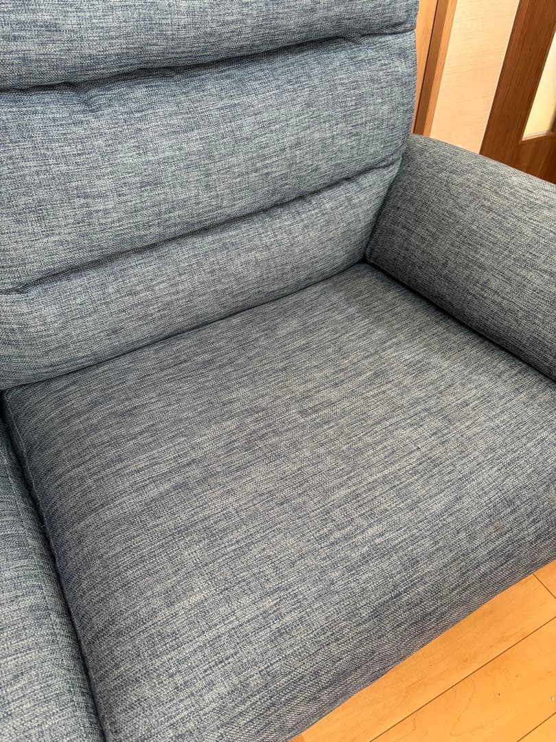 2人掛けソファー　ニトリ