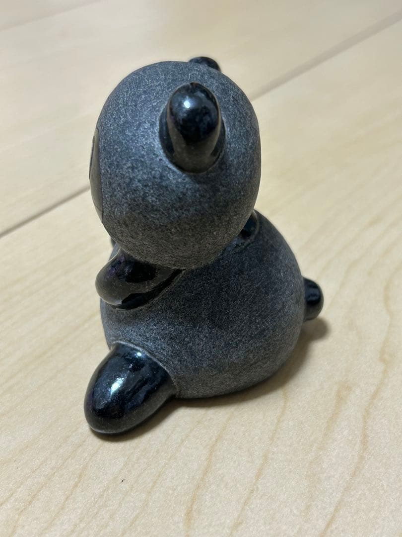 【レア】たれぱんだ　御影石　置物　石像　約7cm 希少