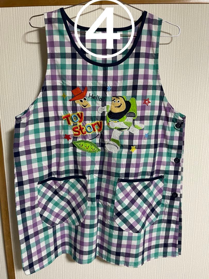 エプロン　保育士　介護士