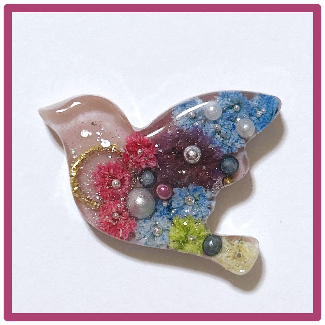 No 909 ⌘ 素敵な小鳥レジンヘアゴム ⌘ ♪(๑ᴖ◡ᴖ๑)♪