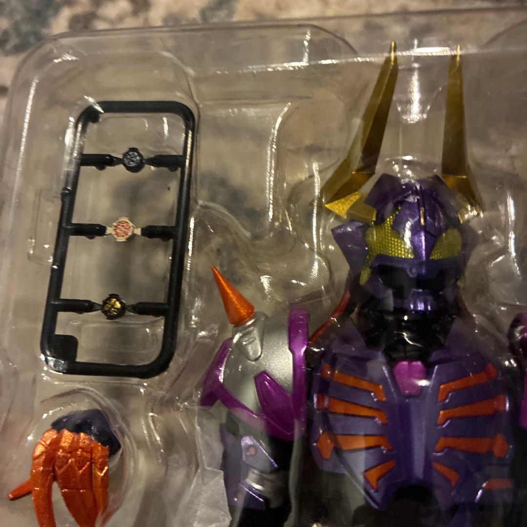 S.H.Figuarts 仮面ライダーバッファ フィーバーゾンビフォーム(ジャ…