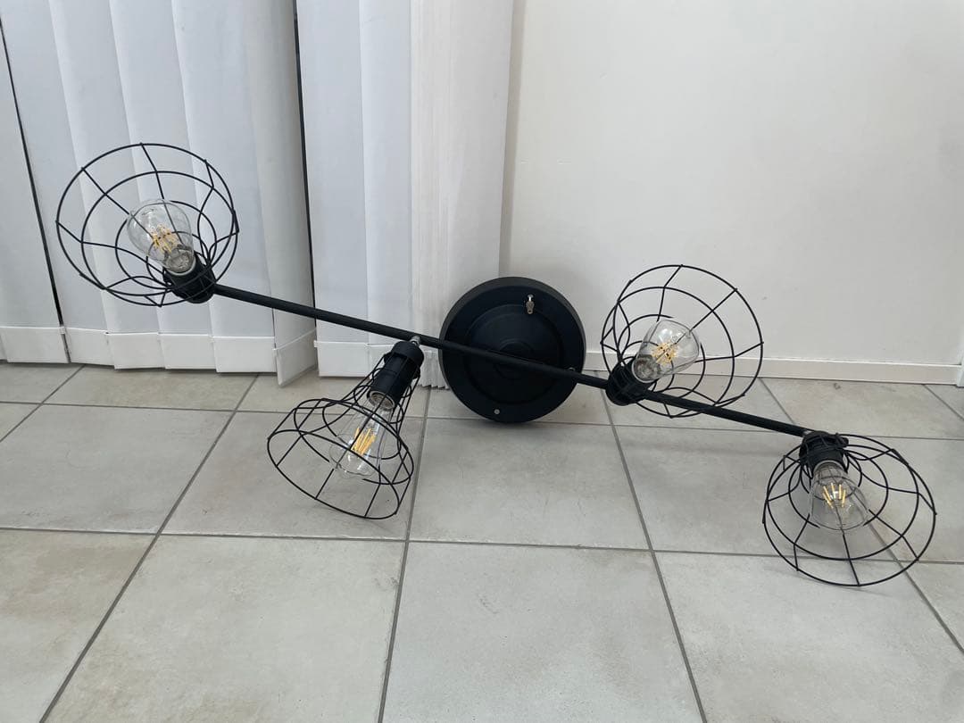 アートワークスタジオ インダストリアル 4灯シーリングライト 自在 ブラック黒1