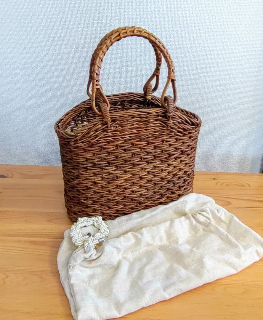 【美品】天然素材あけびブラウン編み込みトートバッグ
