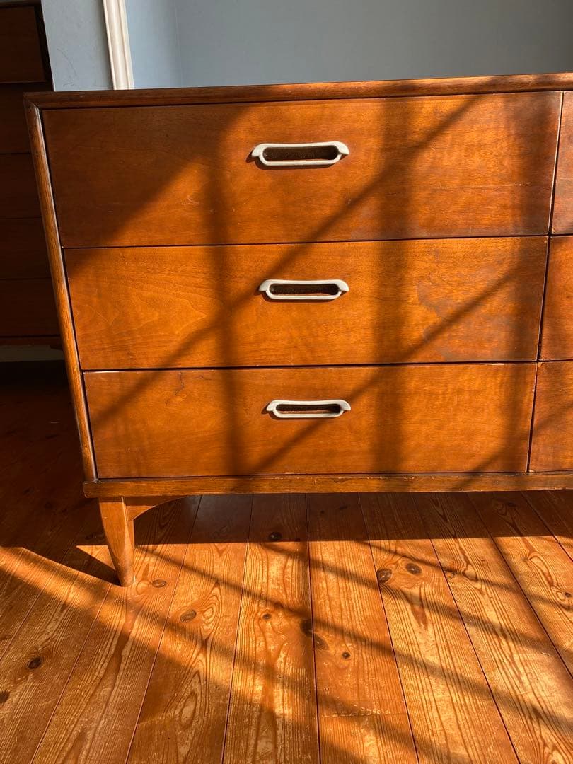 ララ(※プロフィール必読)D.H.RISHEL 3段チェスト米国旗付き