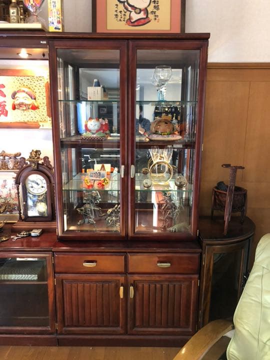 カリモク アンティーク 飾り棚  コレクションボード