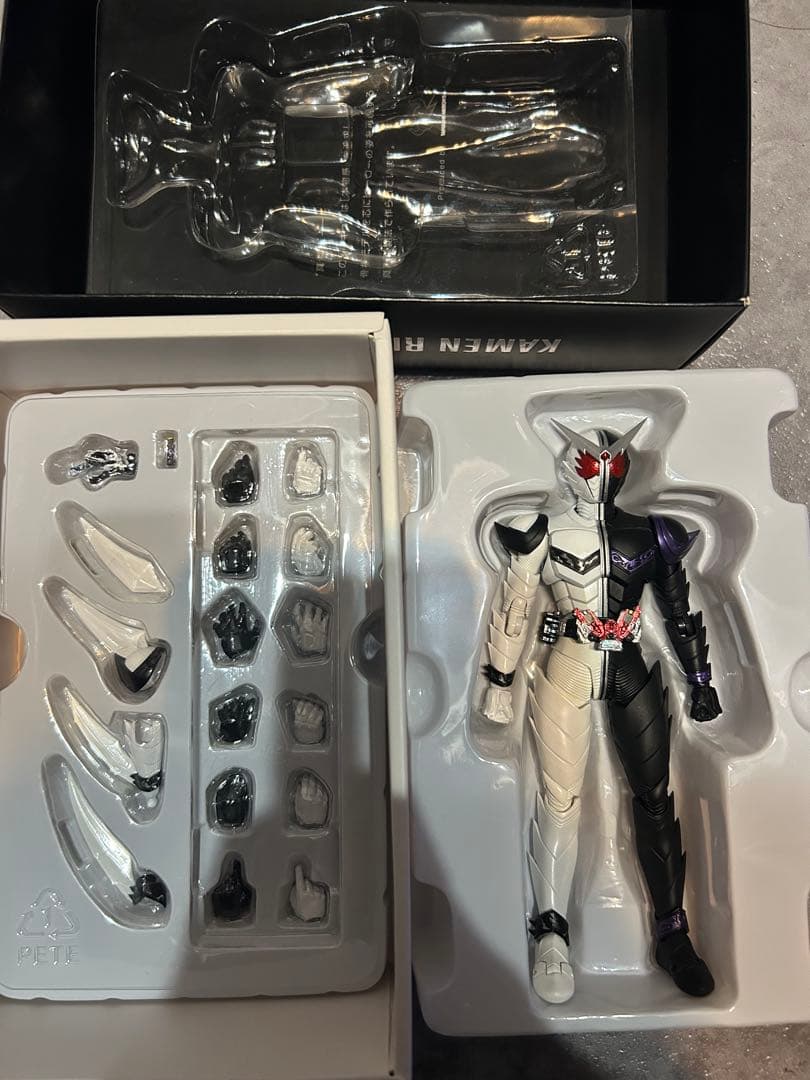 S.H.Figuarts真骨彫製法仮面ライダーWヒートメタルルナトリガー風都探偵