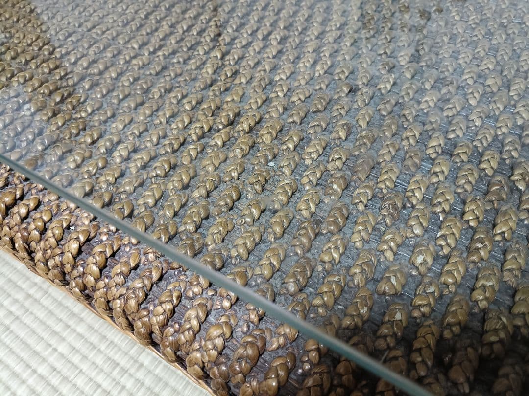 ウォーターヒヤシンス ガラステーブル