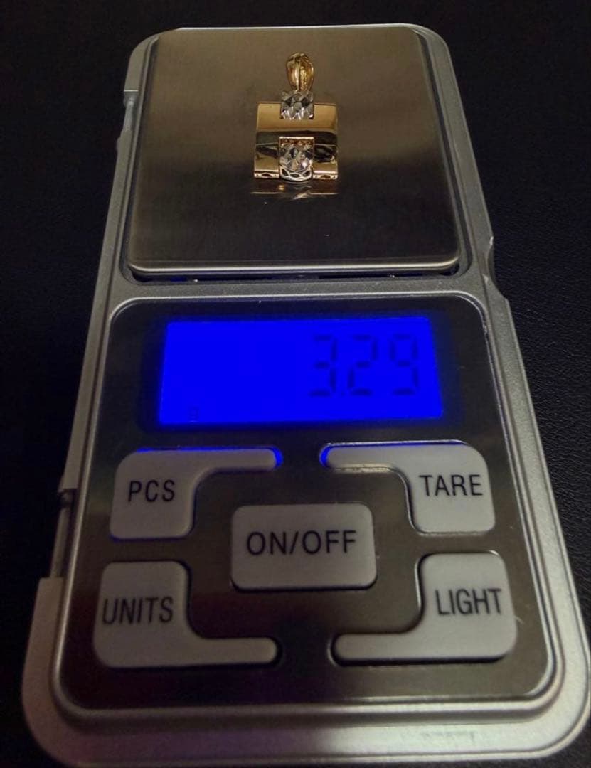 K18 18金　イエローゴールド　ホワイトゴールドHペンダントトップ　3.29g