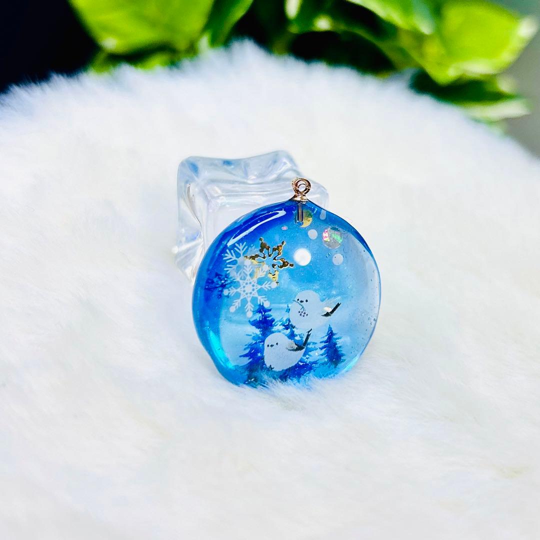 雪景色とシマエナガ ハンドメイドアクセサリー レジンアクセサリー