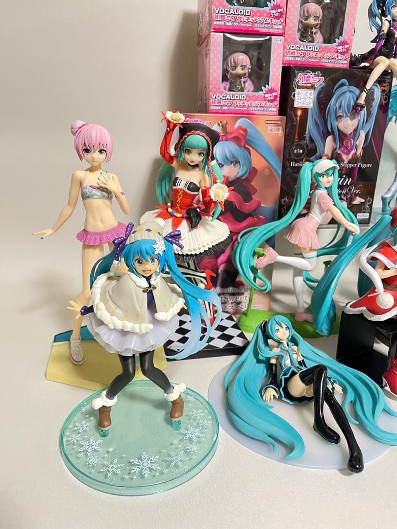 初音ミク　フィギュア　19体まとめ売り