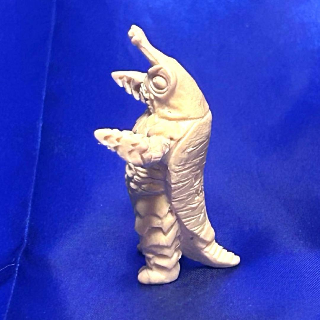 【匿名配送】東宝　怪獣消しゴム『メガロ』 レアもの